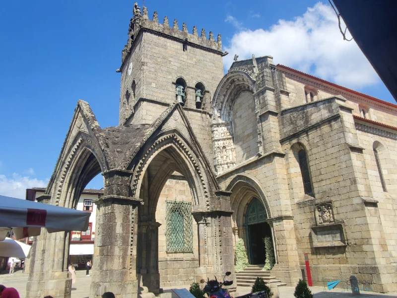Iglesia de Nossa Senhora da Oliveira Guimarães